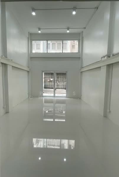 Commercial Space for Rent – Ekkamai / Phra Khanong, Bangkok, Phra Kanong Nua, Watthana, Bangkok, , 40 sqm, Shophouse For Rent, by Pudis Chitrungsakorn, 500327651 - DDproperty.com