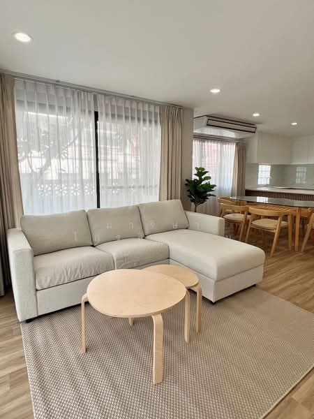 ให้เช่าบ้านเดี่ยว สาทร นราธิวาส 15, Bangkok, Thung Maha Mek, Sathon, Bangkok, 4 Bedrooms, 262 sqm, Single Detached House For Rent, by มาริษา ไกรสิงห์สม, 500327712 - DDproperty.com