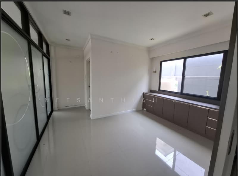 Casa Ville Wongwaen-Ramintra, Bangkok, Soi Namwong, O-Ngoen, Sai Mai, Bangkok, 5 Bedrooms, 267 sqm, Single Detached House For Sale, by Netsanthiah Ai, 500327723 - DDproperty.com