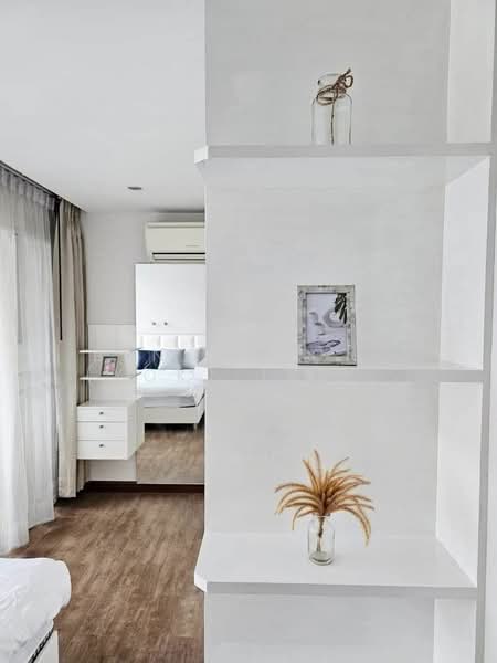 J.W. Boulevard Srivara, Bangkok, Srivara Road, Phlapphla, Wang Thonglang, Bangkok, 1 Bedroom, 44 sqm, Condo For Rent, by Bencharong (Yok) Treerat-a-na-wat, 500327752 - DDproperty.com