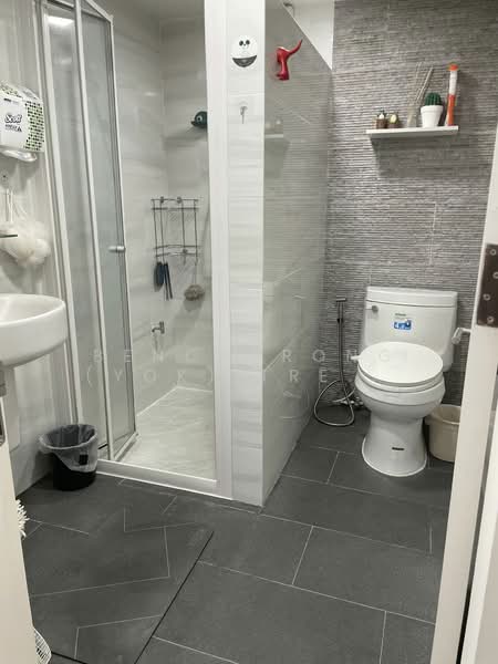 State Tower, Bangkok, 1055 Silom Road, Silom, Bang Rak, Bangkok, 2 Bedrooms, 63 sqm, Condo For Rent, by Bencharong (Yok) Treerat-a-na-wat, 500327809 - DDproperty.com