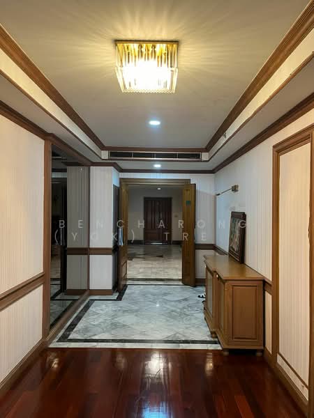 Las Colinas, Bangkok, Sukhumvit 21 Road, Khlongtoei Nua, Watthana, Bangkok, 2 Bedrooms, 140 sqm, Condo For Sale, by Bencharong (Yok) Treerat-a-na-wat, 500327818 - DDproperty.com