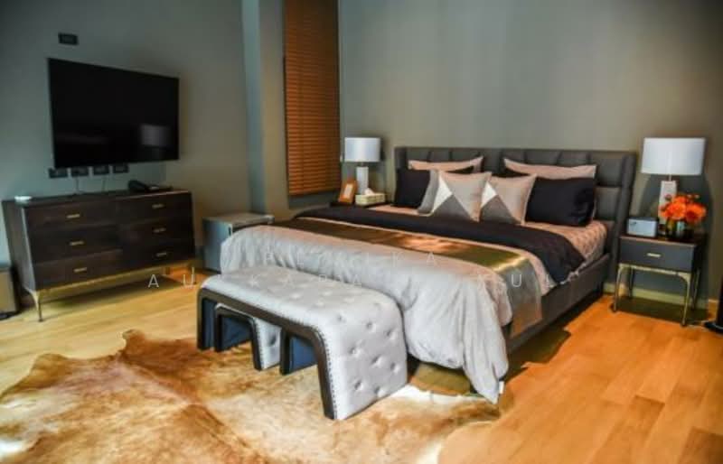 4-BR House, Bangkok, Lat Phrao, Bangkok, 4 Bedrooms, 700 sqm, Single Detached House For Sale, by Pemika Aukkaraleekul, 500327862 - DDproperty.com