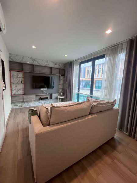 Eigen Premium Townhome Pattanakarn : ไอเจ้นท์ พรีเมียม ทาวน์โฮม พัฒนาการ, กรุงเทพ, ซอยพัฒนาการ 99 ถนนพัฒนาการตัดใหม่, ประเวศ, กรุงเทพ, 168 ตร.ม., ทาวน์เฮ้าส์ ให้เช่า, โดย Khun Jane, 500327867 - DDproperty.com
