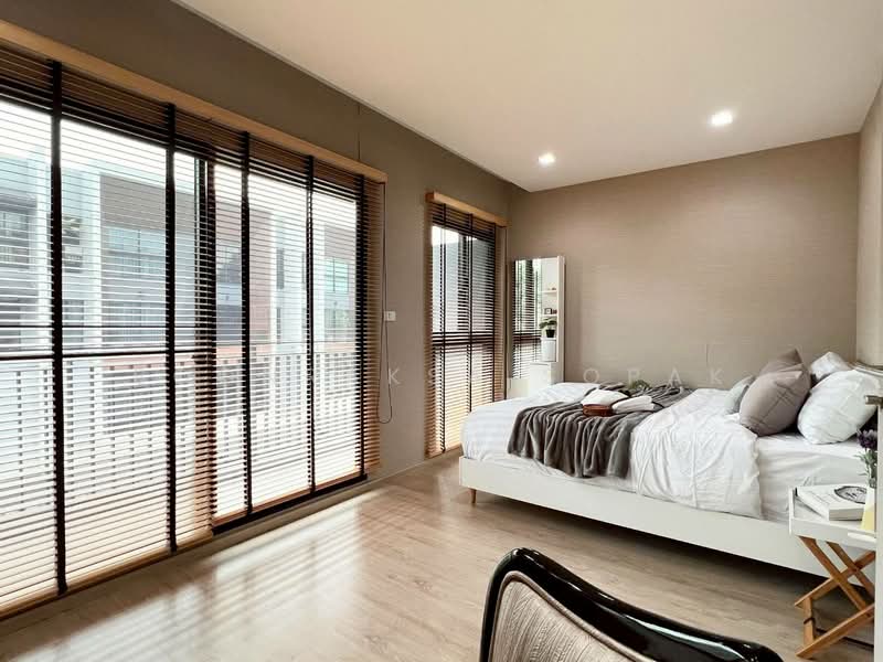 Arden Ladprao 71, Bangkok, Soi Satri Witthaya 2, Lat Phrao, Bangkok, 3 Bedrooms, 185 sqm, Townhouse For Rent, by Boonraksa Sopak, 500327882 - DDproperty.com