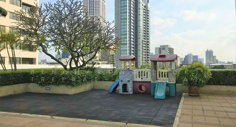 Lumpini Suite Sukhumvit 41 : ลุมพินี สวีท สุขุมวิท 41, กรุงเทพ, ซอยสุขุมวิท 41, คลองตันเหนือ, วัฒนา, กรุงเทพ, 53 ตร.ม., คอนโด ให้เช่า, โดย Bencharong (Yok) Treerat-a-na-wat, 500327916 - DDproperty.com