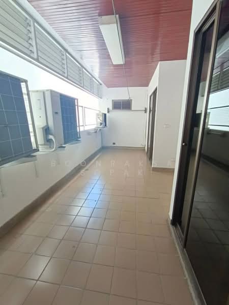 47 Le Cullinan Sukhumvit Soi 39, Bangkok, Sukhumvit, Khlong Tan Nua, Watthana, Bangkok, 3 Bedrooms, 250 sqm, Apartment For Rent, by Boonraksa Sopak, 500327917 - DDproperty.com