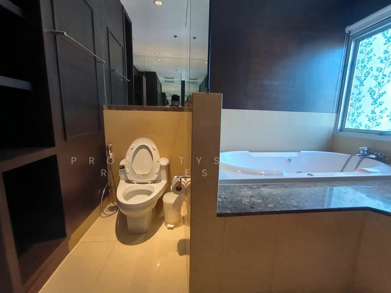 Royal Residence Park, Bangkok, 99 Royal Resident Park Lumphini, Lumphini, Pathum Wan, Bangkok, 4 Bedrooms, 275 sqm, Condo For Rent, by PROPERTYSIGHTS REAL ESTATE, 500327933 - DDproperty.com