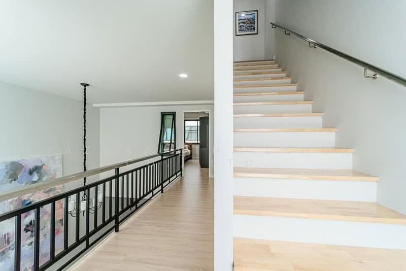 Spacious 3BR Townhouse for Rent in Mae Hia Chiang Mai | 240 SqM, Chiang Mai, Mae Hia, Muang Chiang Mai, Chiang Mai, 3 Bedrooms, 241 sqm, Townhouse For Rent, by Fazwaz (Thailand) Co., Ltd., 500327939 - DDproperty.com