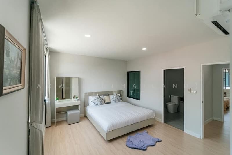 Spacious 3BR Townhouse for Rent in Mae Hia Chiang Mai | 240 SqM, Chiang Mai, Mae Hia, Muang Chiang Mai, Chiang Mai, 3 Bedrooms, 241 sqm, Townhouse For Rent, by Fazwaz (Thailand) Co., Ltd., 500327939 - DDproperty.com