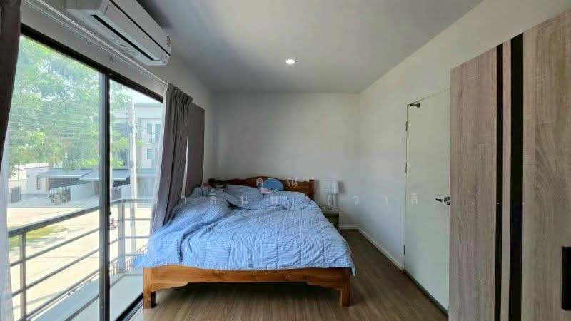 Baan Klang Muang Ratchaphruek Sathorn, Nonthaburi, Ratchaphruek Bang Khanun, Bang Khanun, Bang Kruai, Nonthaburi, 3 Bedrooms, 141 sqm, Townhouse For Sale, by คุณ พลอยวาลินน์ (วาลินน์), 500327959 - DDproperty.com