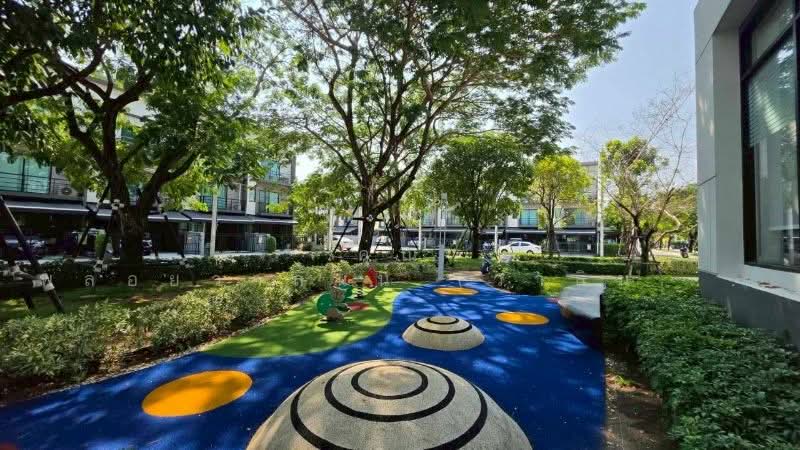 Baan Klang Muang Ratchaphruek Sathorn, Nonthaburi, Ratchaphruek Bang Khanun, Bang Khanun, Bang Kruai, Nonthaburi, 3 Bedrooms, 141 sqm, Townhouse For Sale, by คุณ พลอยวาลินน์ (วาลินน์), 500327959 - DDproperty.com
