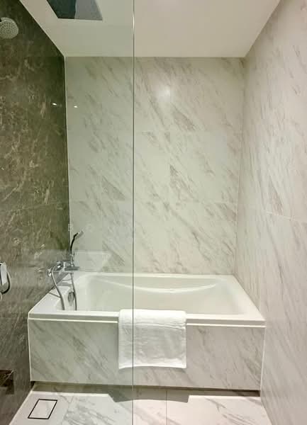 Fynn Asoke, Bangkok, 28 Sukhumvit 10 Alley, Khlong Toei, Bangkok, 1 Bedroom, 34 sqm, Condo For Rent, by Boonraksa Sopak, 500328021 - DDproperty.com
