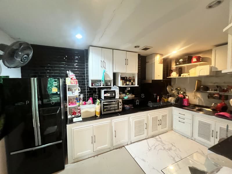 EK Town Phutthamonthon Sai 4, Samut Sakhon, 69 Phutthamonthon Sai 4 Road, Soi 3, Om Noi, Krathum Baen, Samut Sakhon, 4 Bedrooms, 124 sqm, Townhouse For Sale, by The Best Property มิกเซอร์, 500328138 - DDproperty.com