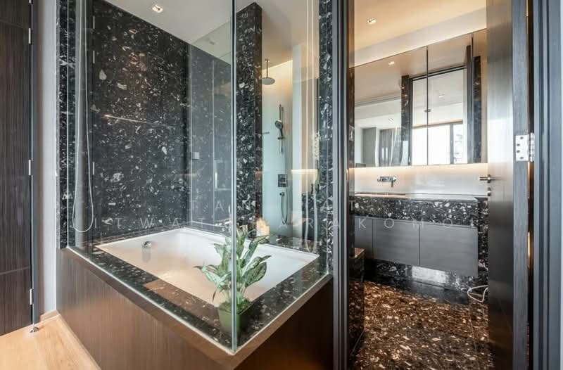 BEATNIQ Sukhumvit 32, Bangkok, Soi Sukhumvit 32, Sukhumvit Road, Khong Tan, Khlong Toei, Bangkok, 1 Bedroom, 58 sqm, Condo For Rent, by Tanapat Jitwatcharakomol, 500328141 - DDproperty.com