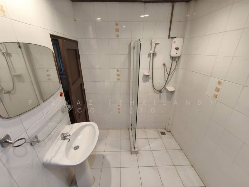 3br House for Rent in Pa Daet Chiang Mai | Garden near Airport, Chiang Mai, Pa Daet, Muang Chiang Mai, Chiang Mai, 3 Bedrooms, 260 sqm, Single Detached House For Rent, by Fazwaz (Thailand) Co., Ltd., 500328196 - DDproperty.com