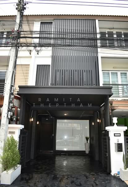 Casa City Ladprao, Bangkok, Soi Casa City Village Ladprao, Nawamin, Bueng Kum, Bangkok, 3 Bedrooms, 204 sqm, Townhouse For Rent, by Ramita Theptham, 500328216 - DDproperty.com