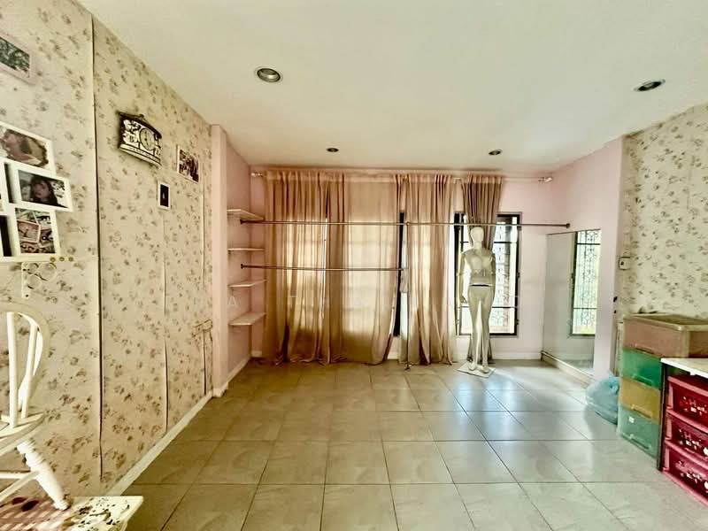 เมืองเอก 1 หลักหก, Pathum Thani, Lak Hok, Muang Pathum Thani, Pathum Thani, 3 Bedrooms, 300 sqm, Single Detached House For Sale, by ERA Thailand, 500328222 - DDproperty.com