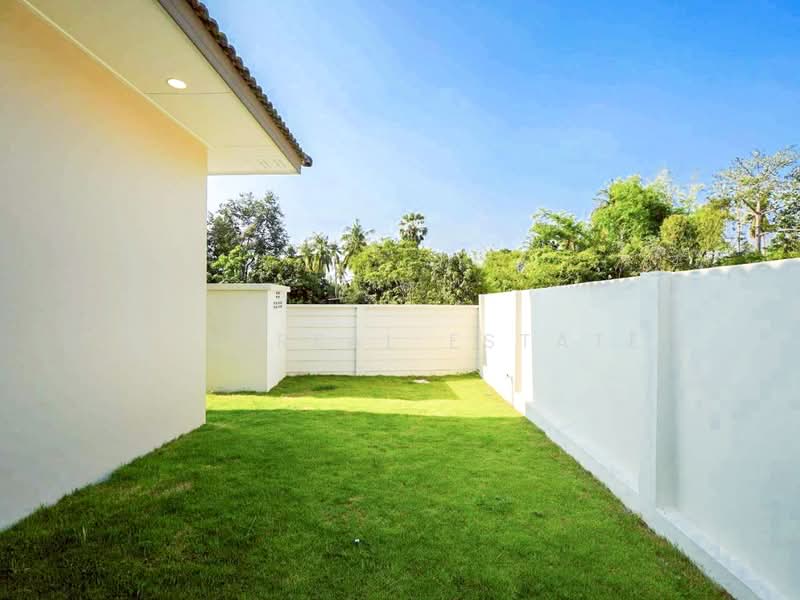 Pool Villa for Sale East Pattaya Private Pool Modern Style, Chon Buri (Pattaya), Bang Lamung, Bang Lamung (Pattaya), Chon Buri (Pattaya), 3 Bedrooms, 480 sqm, Villa For Sale, by PLC Real Estate, 500328241 - DDproperty.com