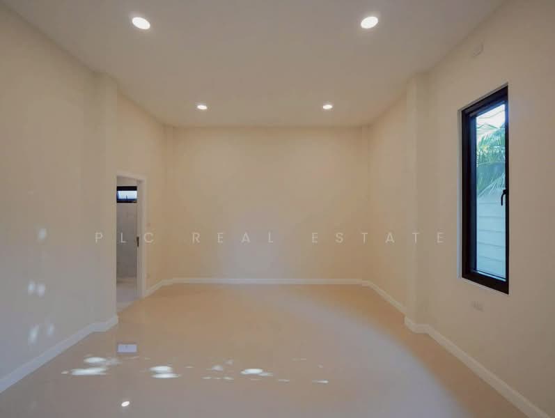 Pool Villa for Sale East Pattaya Private Pool Modern Style, Chon Buri (Pattaya), Bang Lamung, Bang Lamung (Pattaya), Chon Buri (Pattaya), 3 Bedrooms, 480 sqm, Villa For Sale, by PLC Real Estate, 500328241 - DDproperty.com