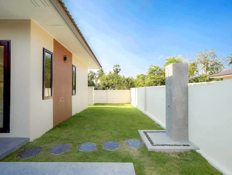 Pool Villa for Sale East Pattaya Private Pool Modern Style, Chon Buri (Pattaya), Bang Lamung, Bang Lamung (Pattaya), Chon Buri (Pattaya), 3 Bedrooms, 480 sqm, Villa For Sale, by PLC Real Estate, 500328241 - DDproperty.com