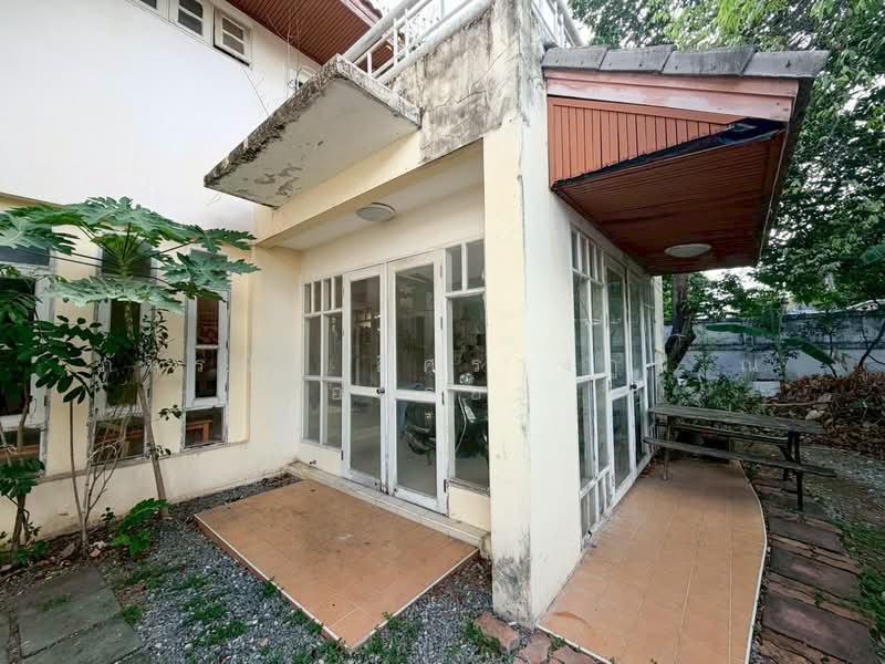 หมู่บ้านวรารักษ์ รามอินทรา ซอยเลียบคลองสอง 27 ถนนรามอินทรา แขวงสามวาตะวันตก เขตคลองสามวา กรุงเทพมหาน, Bangkok, Sam Wa Tawan Tok, Khlong Sam Wa, Bangkok, 3 Bedrooms, 290 sqm, Single Detached House For Sale, by ภัทรนัน อิศรางกูร ณ อยุธยา, 500328261 - DDproperty.com