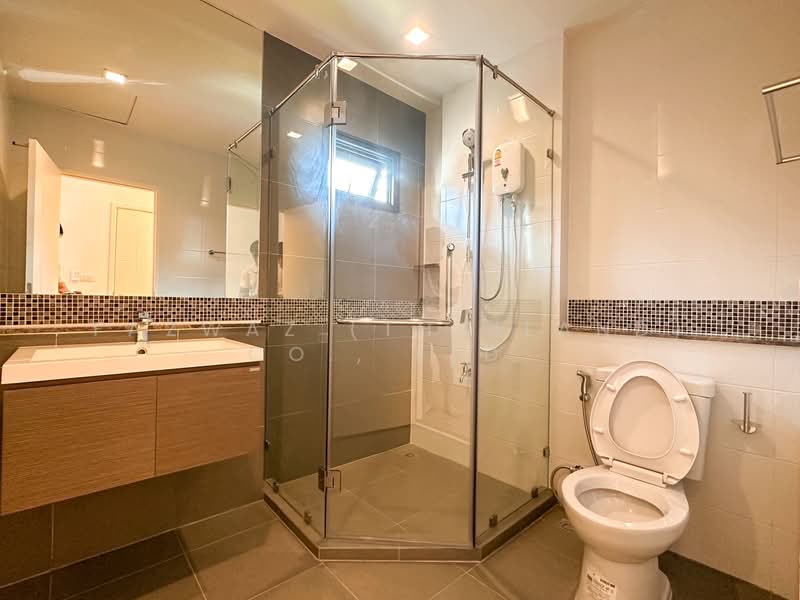 Luxury 4BR Corner House at Burasiri San Phi Suea near Central Festival, Chiang Mai, San Phi Sua, Muang Chiang Mai, Chiang Mai, 4 Bedrooms, 247 sqm, Single Detached House For Rent, by Fazwaz (Thailand) Co., Ltd., 500328268 - DDproperty.com