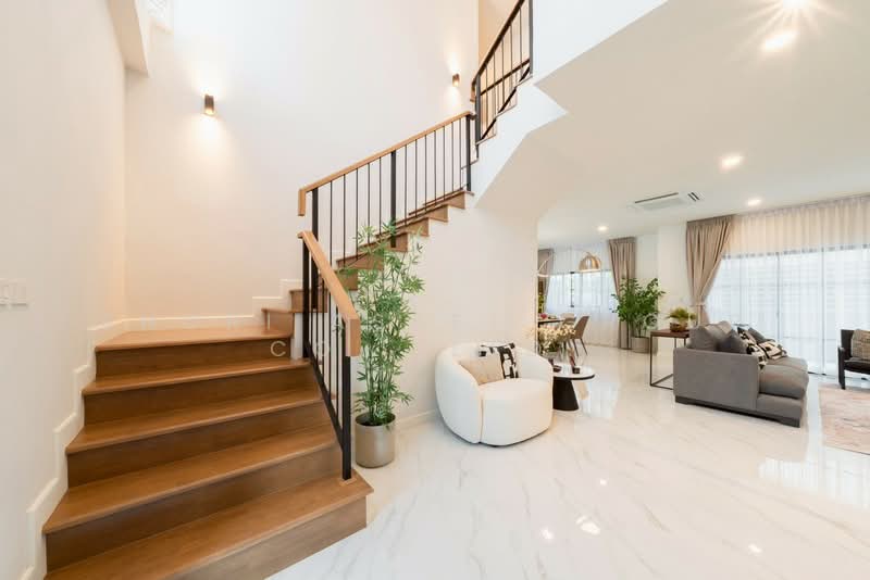Graceland Family Residences, Chiang Mai, Han Kaeo, Hang Dong, Chiang Mai, 5 Bedrooms, 337 sqm, Single Detached House For Rent, by Shori Asset Group Co., Ltd., 500328282 - DDproperty.com