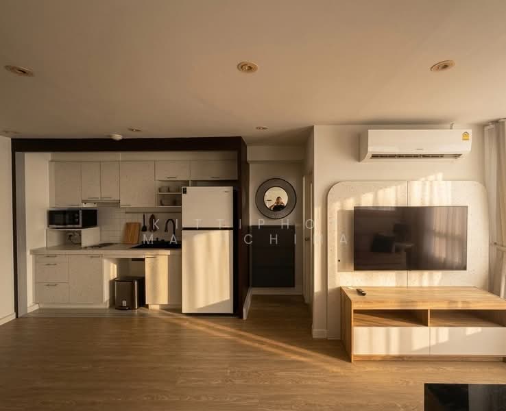 Sathorn Plus By The Garden, Bangkok, 35 Yen Akat Road, Chong Nonsi, Yan Nawa, Bangkok, 1 Bedroom, 55 sqm, Condo For Sale, by Kittiphop Machchima, 500328298 - DDproperty.com