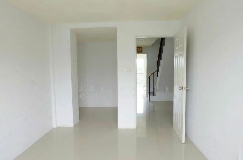Commercial building for sale in Crystal Town Sriracha project, Chon Buri (Pattaya), Surasak, Si Racha, Chon Buri (Pattaya), , 88 sqm, Shophouse For Sale, by A House Property Co.,Ltd., 500328339 - DDproperty.com