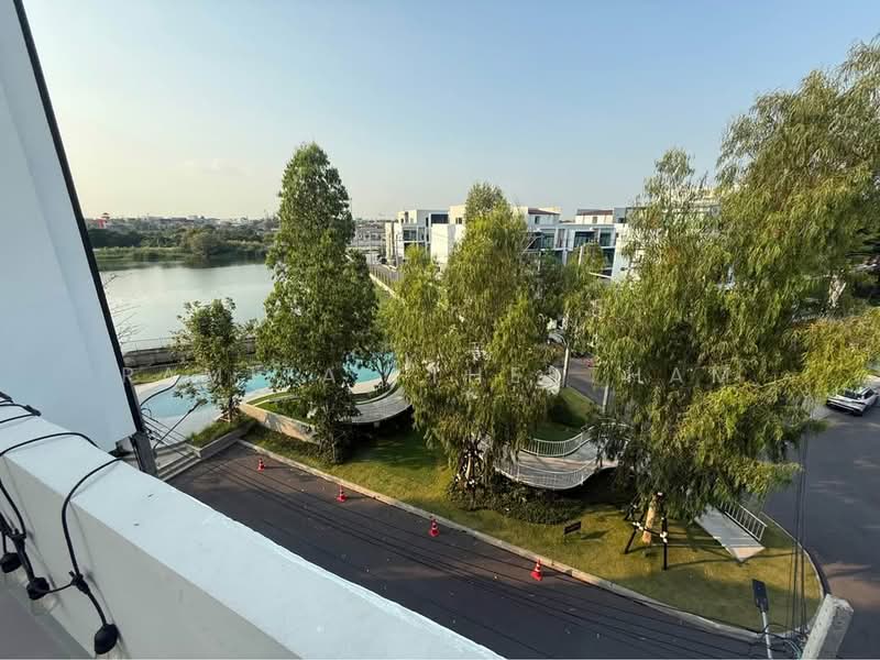3-BR Townhouse, Bangkok, Lat Phrao, Bangkok, 3 Bedrooms, 263 sqm, Townhouse For Rent, by Ramita Theptham, 500328350 - DDproperty.com