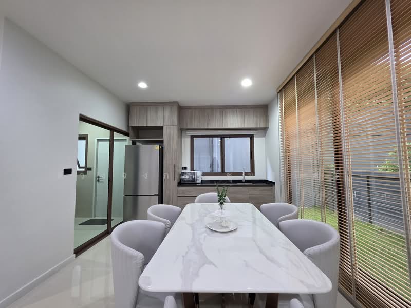 Burasiri Krungthep Kreetha, Bangkok, 95 Soi Pracha Ruam Chai, Hua Mak, Bang Kapi, Bangkok, 4 Bedrooms, 196 sqm, Single Detached House For Rent, by ดวงจงกล ชุ่มสวัสดิ์, 500328370 - DDproperty.com
