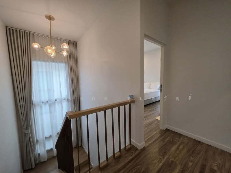 Burasiri Krungthep Kreetha, Bangkok, 95 Soi Pracha Ruam Chai, Hua Mak, Bang Kapi, Bangkok, 4 Bedrooms, 196 sqm, Single Detached House For Rent, by ดวงจงกล ชุ่มสวัสดิ์, 500328370 - DDproperty.com