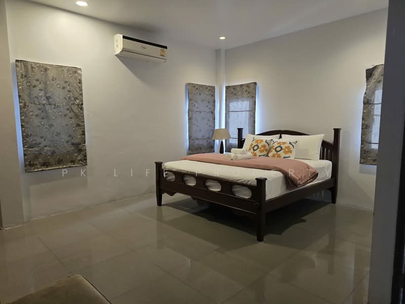 7R1028 Pool villa for rent 6 bedroom 5 bathroom 170,000/month at rawai have fully furnished, Phuket, Rawai, Muang Phuket, Phuket, 6 Bedrooms, 400 sqm, Villa For Rent, by PK LIFE Property, 500328381 - DDproperty.com