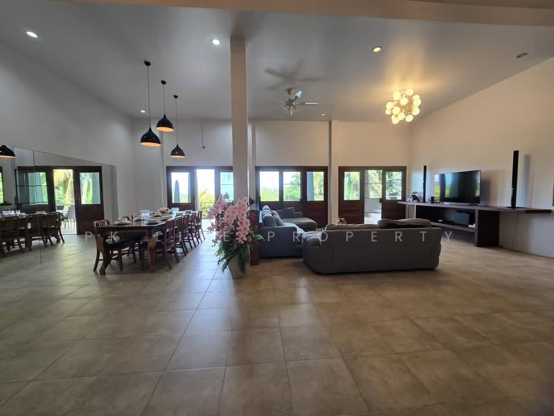 7R1028 Pool villa for rent 6 bedroom 5 bathroom 170,000/month at rawai have fully furnished, Phuket, Rawai, Muang Phuket, Phuket, 6 Bedrooms, 400 sqm, Villa For Rent, by PK LIFE Property, 500328381 - DDproperty.com