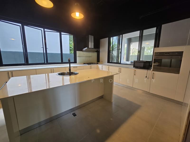 7R1028 Pool villa for rent 6 bedroom 5 bathroom 170,000/month at rawai have fully furnished, Phuket, Rawai, Muang Phuket, Phuket, 6 Bedrooms, 400 sqm, Villa For Rent, by PK LIFE Property, 500328381 - DDproperty.com