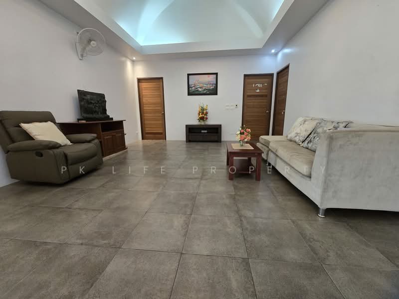 7R1028 Pool villa for rent 6 bedroom 5 bathroom 170,000/month at rawai have fully furnished, Phuket, Rawai, Muang Phuket, Phuket, 6 Bedrooms, 400 sqm, Villa For Rent, by PK LIFE Property, 500328381 - DDproperty.com