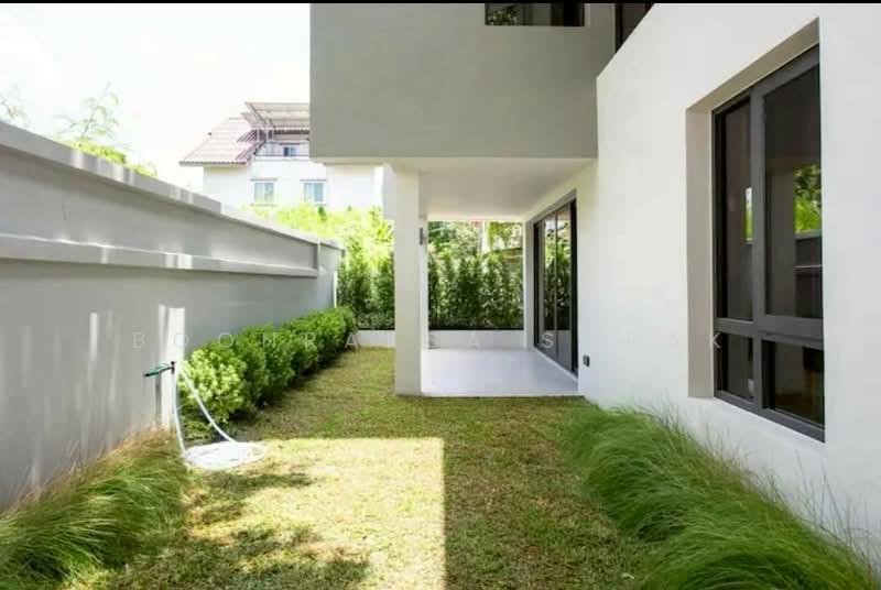 undefined, Bangkok, Phra Kanong Nua, Watthana, Bangkok, 3 Bedrooms, 300 sqm, Single Detached House For Rent, by Boonraksa Sopak, 500328398 - DDproperty.com