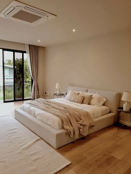 undefined, Bangkok, Phra Kanong Nua, Watthana, Bangkok, 3 Bedrooms, 300 sqm, Single Detached House For Rent, by Boonraksa Sopak, 500328398 - DDproperty.com