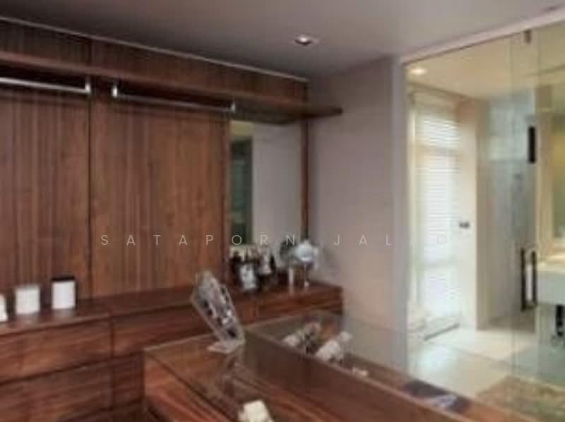 The Park Lane 22, Bangkok, 42 Soi Pridi Banomyong 45, Khlong Tan Nua, Watthana, Bangkok, 3 Bedrooms, 450 sqm, Townhouse For Rent, by Sataporn Jalao, 500328419 - DDproperty.com