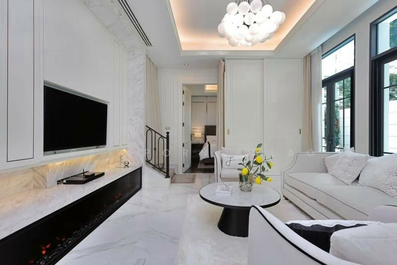 The Boulevard Ekkamai, Bangkok, 98 Soi Prasertdee, Khlong Tan Nua, Watthana, Bangkok, 4 Bedrooms, 500 sqm, Townhouse For Sale, by Sataporn Jalao, 500328455 - DDproperty.com