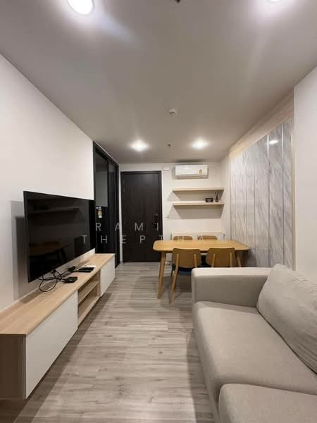XT Huaikhwang, Bangkok, 244 Ratchadaphisek Road, Huai Khwang, Bangkok, 1 Bedroom, 34 sqm, Condo For Rent, by Ramita Theptham, 500328458 - DDproperty.com