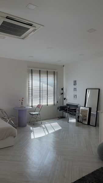ขายบ้านสตูดิโอ 2 ชั้น ทำบางนา-ตราด สไตล์มินิมอล, Bangkok, บางนา-ตราด, Bang Na Nuea, Bang Na, Bangkok, Studio, 194 sqm, Single Detached House For Sale, by Jariya, 500328476 - DDproperty.com