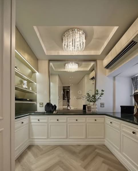 The Boulevard Ekkamai, Bangkok, 98 Soi Prasertdee, Khlong Tan Nua, Watthana, Bangkok, 4 Bedrooms, 500 sqm, Townhouse For Sale, by Sataporn Jalao, 500328493 - DDproperty.com