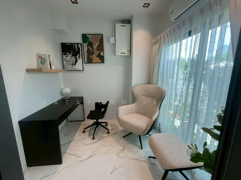 89 Residence Ratchada-Rama 9, Bangkok, Huai Khwang, Bangkok, 4 Bedrooms, 235 sqm, Single Detached House For Rent, by Sataporn Jalao, 500328526 - DDproperty.com