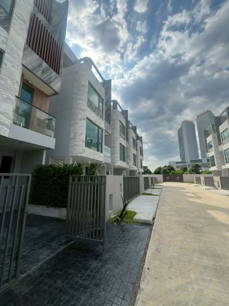 89 Residence Ratchada-Rama 9, Bangkok, Huai Khwang, Bangkok, 4 Bedrooms, 235 sqm, Single Detached House For Rent, by Sataporn Jalao, 500328526 - DDproperty.com