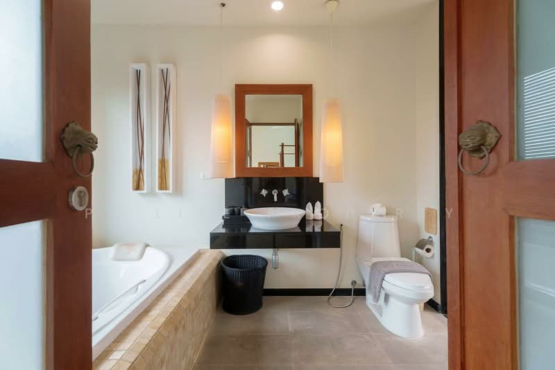 7R1029 Pool villa for rent 3 bedroom 3 bathroom 140,000/month at rawai have fully furnished, Phuket, Rawai, Muang Phuket, Phuket, 3 Bedrooms, 350 sqm, Villa For Rent, by PK LIFE Property, 500328528 - DDproperty.com