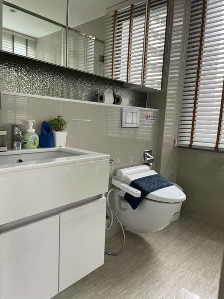 H Sukhumvit 43, Bangkok, 28 Sukhumvit 34 Road, Khlong Tan Nua, Watthana, Bangkok, 2 Bedrooms, 60 sqm, Condo For Rent, by Keerati  Wangrujirakul, 500328613 - DDproperty.com