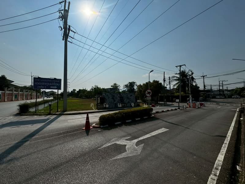 หมู่บ้านเดอะ ลากูน่าโฮมเฟส2, Chiang Mai, ถนนเชียงใหม่–แม่โจ้ (ทางหลวงหมายเลข 1001), Nong Chom, San Sai, Chiang Mai, 3 Bedrooms, 1 sqm, Single Detached House For Sale, by คุณแจม, 500328626 - DDproperty.com