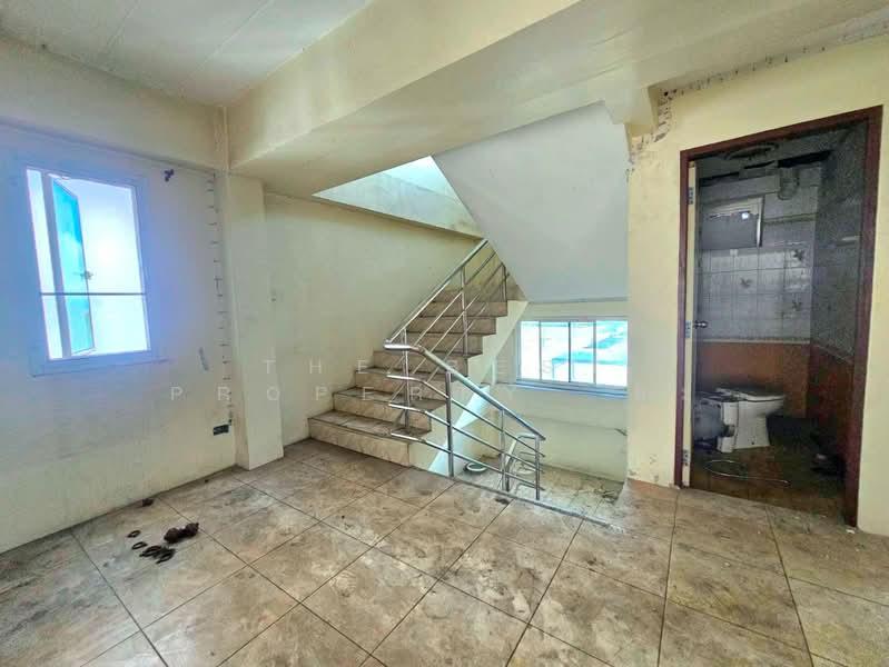 อาคารพาณิชย์ลาดกระบัง กรุงเทพมหานคร, Bangkok, Khlong Sam Prawet, Lat Krabang, Bangkok, , 120 sqm, Shophouse For Sale, by The Best Property ยะ, 500328627 - DDproperty.com